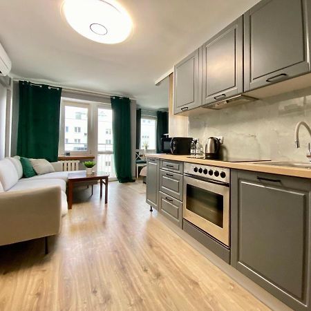 K22 Al Jana Pawla II Apartments 1 Varşovia Exterior foto